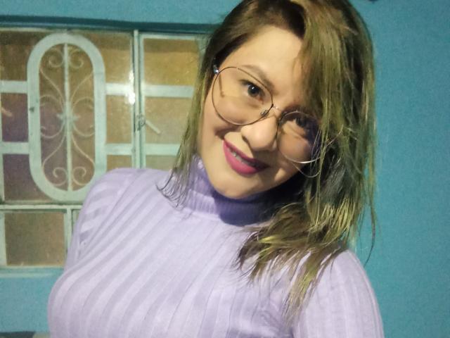 ChanellTaylorS - Live Sex Cam - 28775261