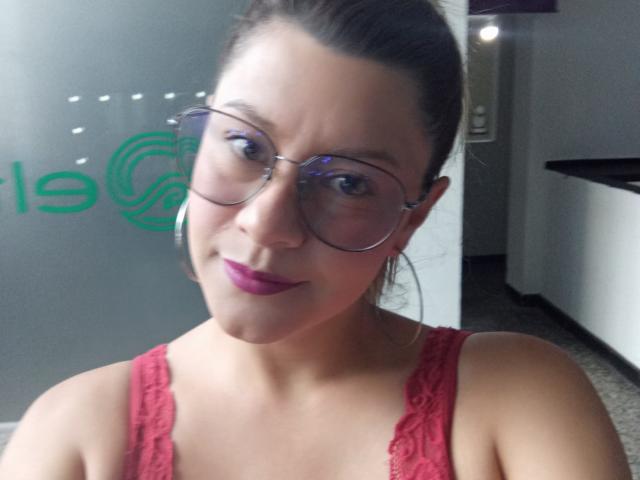 ChanellTaylorS - Live porn &amp; sex cam - 28775375