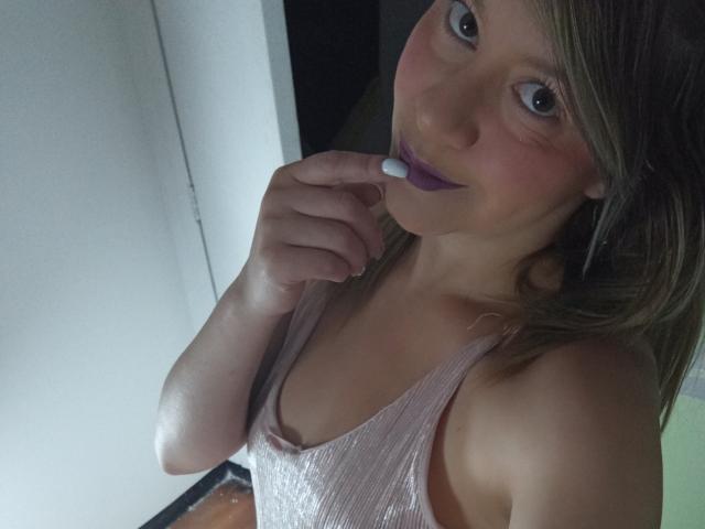 ChanellTaylorS - Sexe cam en vivo - 28775438