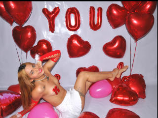 Se komplett profil för CatalinaAcostaOne