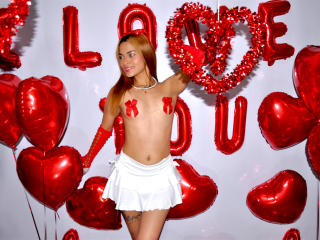 Se komplett profil för CatalinaAcostaOne