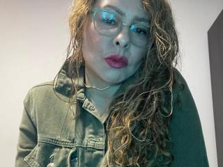 Ver la ficha detallada de MiaAmoretti