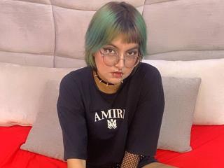 Ver a ficha detalhada de  MavelyKim