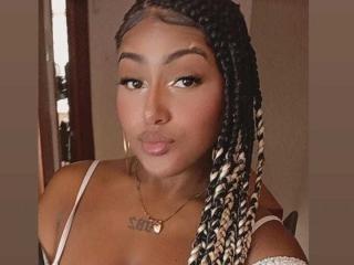 Ver a ficha detalhada de  AmberQueeny