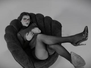 Ver la ficha detallada de IrisBlair