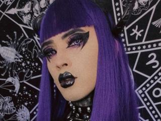 Ver la ficha detallada de NaomyWoman