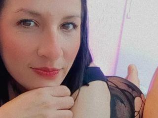 Ver a ficha detalhada de  CharlotteAshford