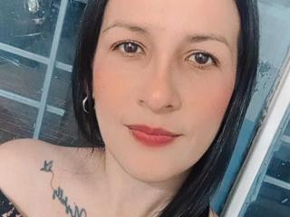 Se komplett profil för CharlotteAshford