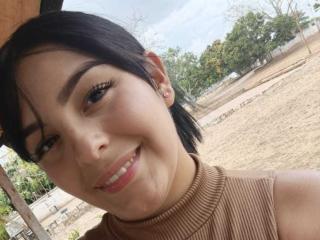 Ver a ficha detalhada de  TalianaSquirt