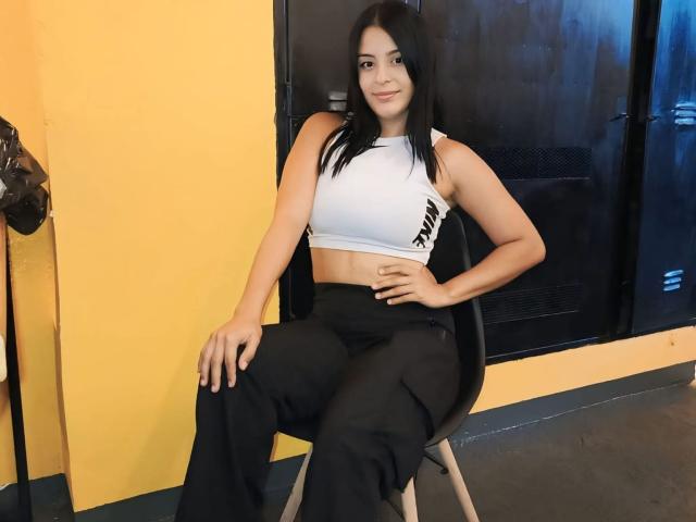 TalianaSquirt - Live porn &amp; sex cam - 28778786