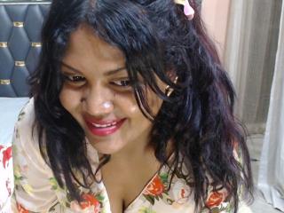 Se komplett profil för FelyLove