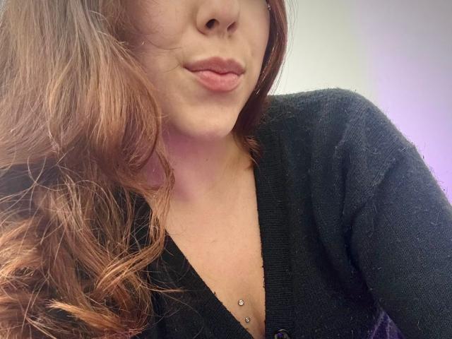 AmberlStha - Élő pornó és szexkamera - 28778990