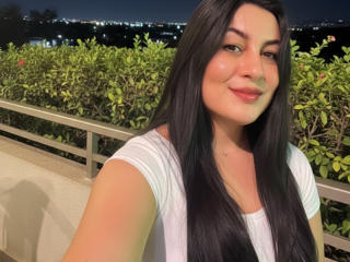 Ver la ficha detallada de CloeSilvaa