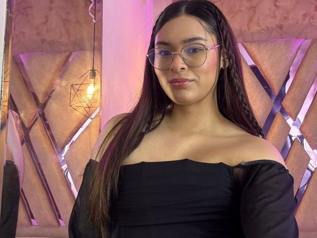 IsaDoux - Live sex cam - 28779194