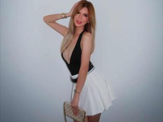 Ver a ficha detalhada de  HotCumAdriana69x