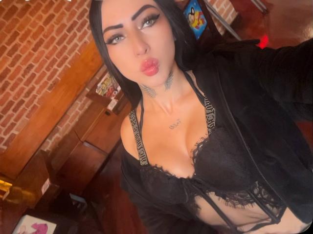 LunaBaster - Live sex cam - 28781897