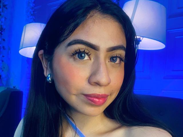 ZoeRedds - Live porn &amp; sex cam - 28782929