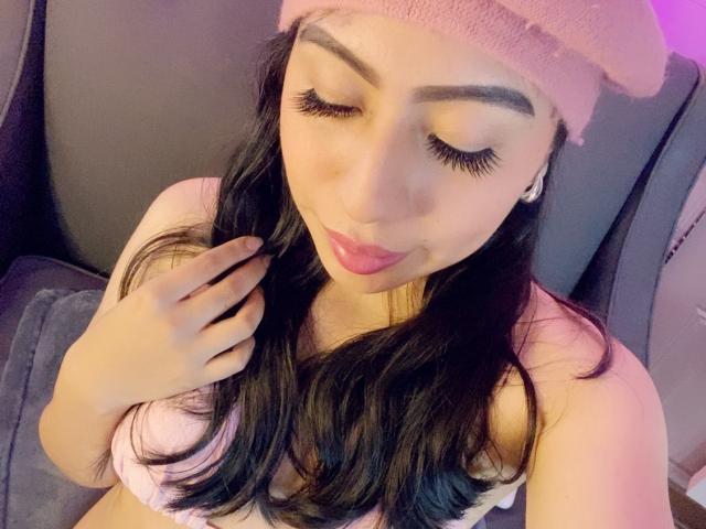 ZoeRedds - Live porn &amp; sex cam - 28783076