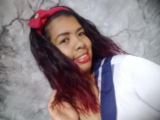 Ver la ficha detallada de MariahSquirting69