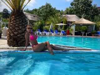 Ver la ficha detallada de MoniqueBliss