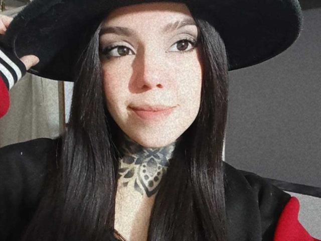 LannieGonzales - Live sexe cam - 28784591