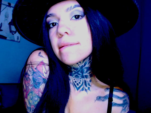 LannieGonzales - Live sexe cam - 28784621