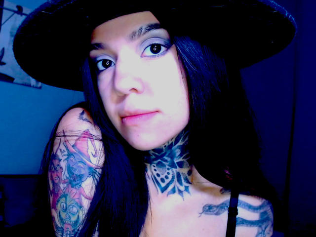 LannieGonzales - Sexe cam en vivo - 28784624