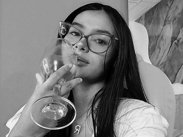 AphroditRose - Live Sex Cam - 28786778