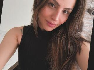 Prikaži popoln profil modela SaraWestt