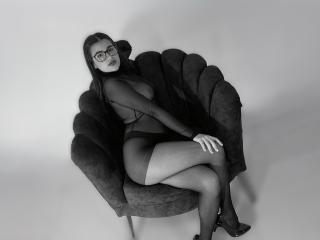 Ver la ficha detallada de IrisBlair