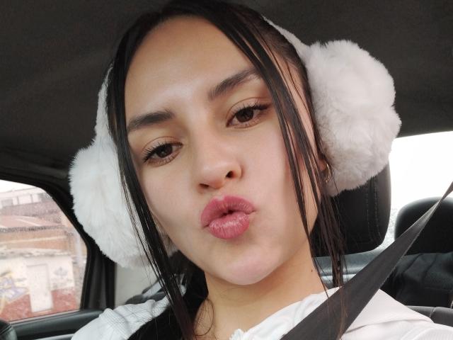 HayleeWaner - Live sex cam - 28789592