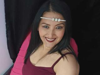 SweetFoxyneの詳細情報を見る