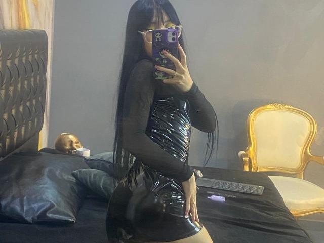 MiaDeLune - Live porn &amp; sex cam - 28792106