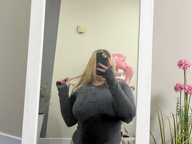 DiLaria - Porno na żywo i seks kamera - 28792427