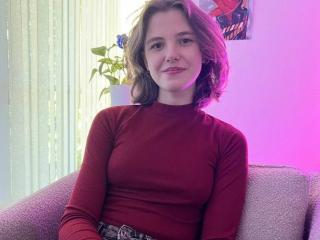 Ver la ficha detallada de LariElla