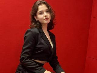 Ver la ficha detallada de LariElla