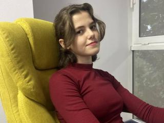 LariEllaの詳細情報を見る