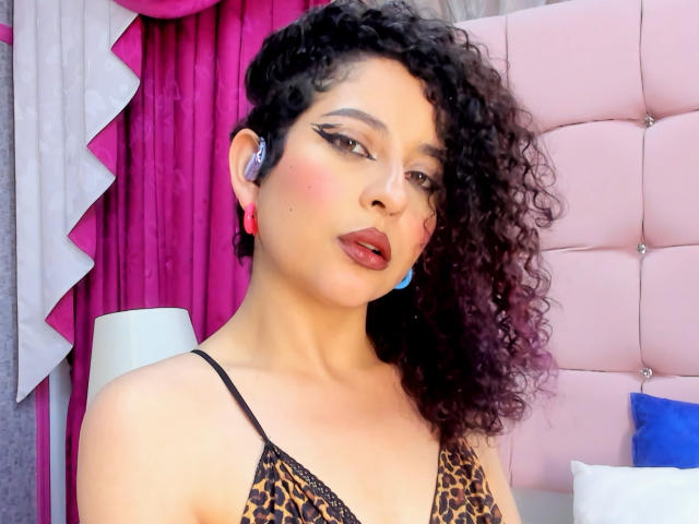 IrinaSweett - Live sexe cam - 28794800