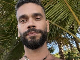 Ver la ficha detallada de HairyBreeder