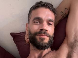 Ver la ficha detallada de HairyBreeder