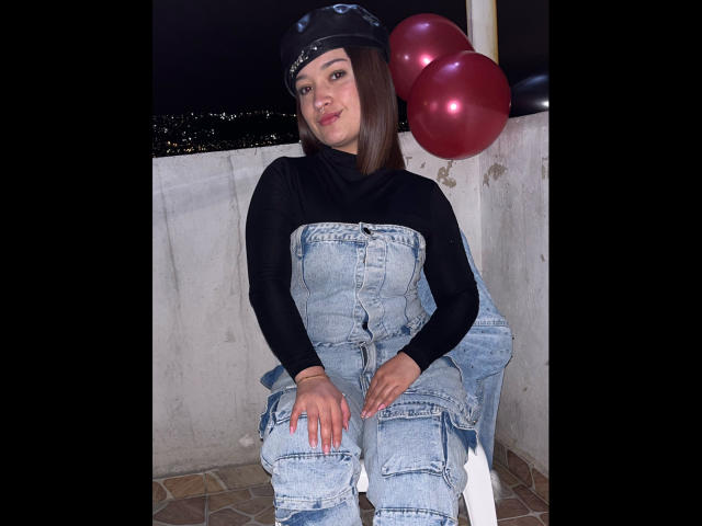 AnikaFleur - Live sexe cam - 28796774