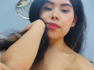 查看AliceEvansLove的详细信息