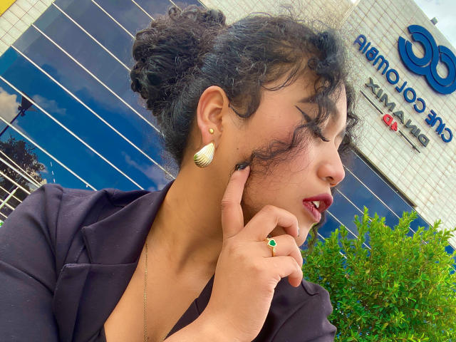 SophieSonyas - Live porn &amp; sex cam - 28799183