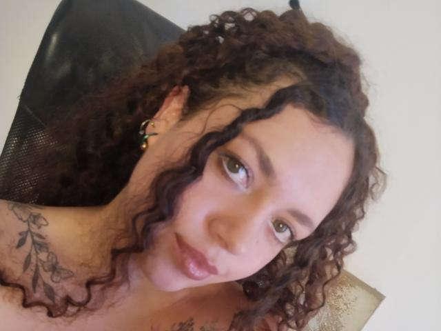 RubbyStrongX - Live sex cam - 28799453