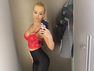 查看MoniqueBliss的详细信息