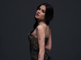 查看LuisaClover的详细信息