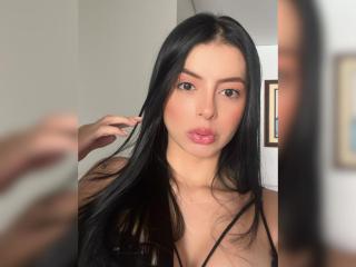 Ver la ficha detallada de IsabellaJames