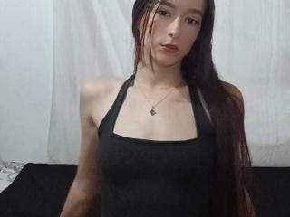 查看ElyraBloom的详细信息