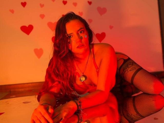 LaiaJonnes - Live sexe cam - 28804676