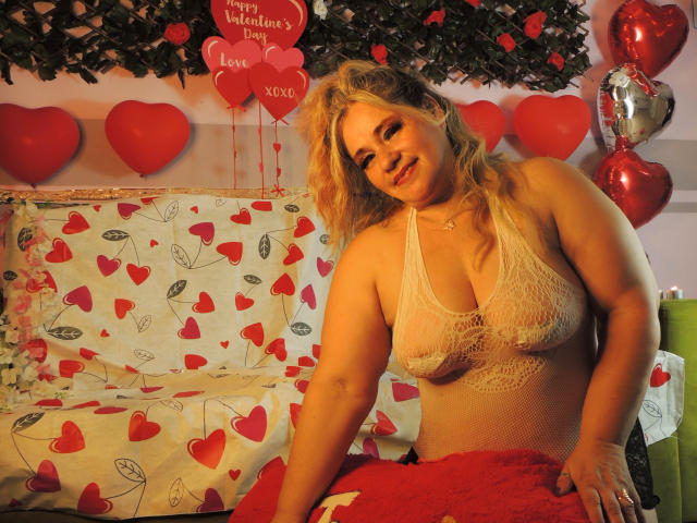 AnyelaMature - Live porn &amp; sex cam - 28805801